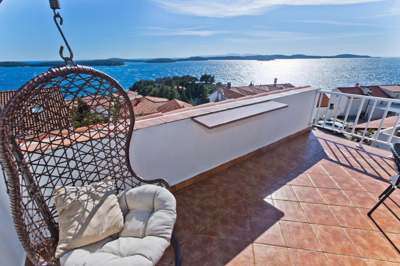 Apartmani Marinka Viskovic Hvar Town Exterior photo
